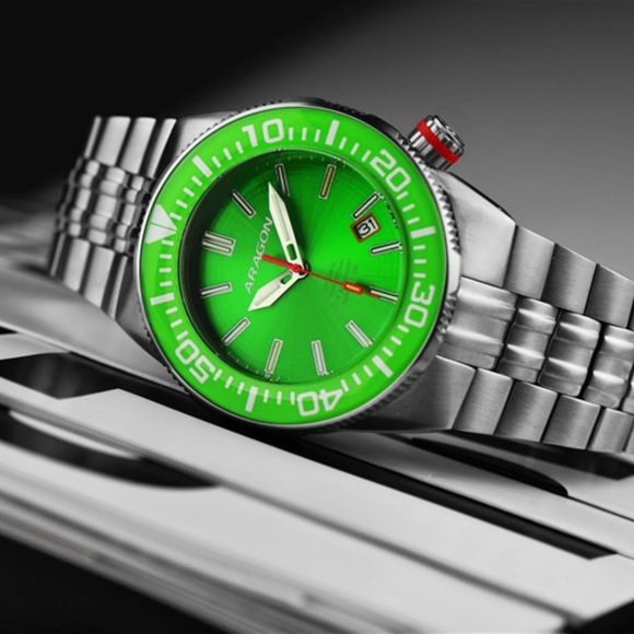 NEW! ARAGON Colored TRITIUM Hercules 44mm Lime Green Dial 20ATM Automatic Watch - Picture 3 of 12